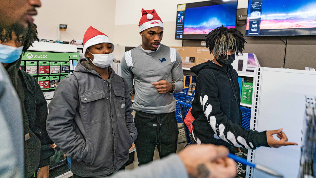 DLA students Shop with a Lion at Meijer, lion, Detroit Lions, shopping, The Lions took Detroit Lions Academy students Christmas shopping for our  annual Shop with a Lion at Meijer.