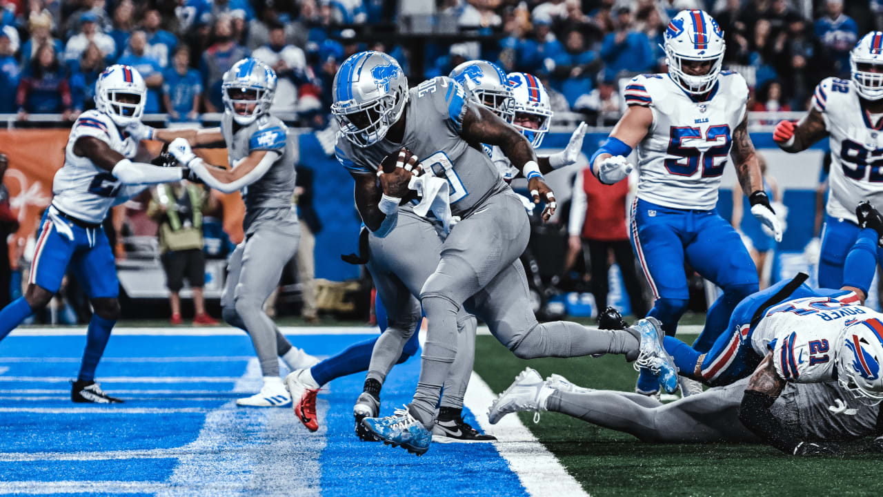 Hat-trick TD! Detroit Lions running back David Montgomery's third score of  night comes in fourth quarter