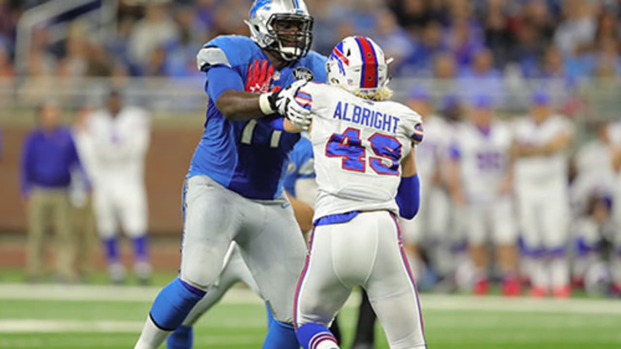 Lions resign restricted free agent T Cornelius Lucas