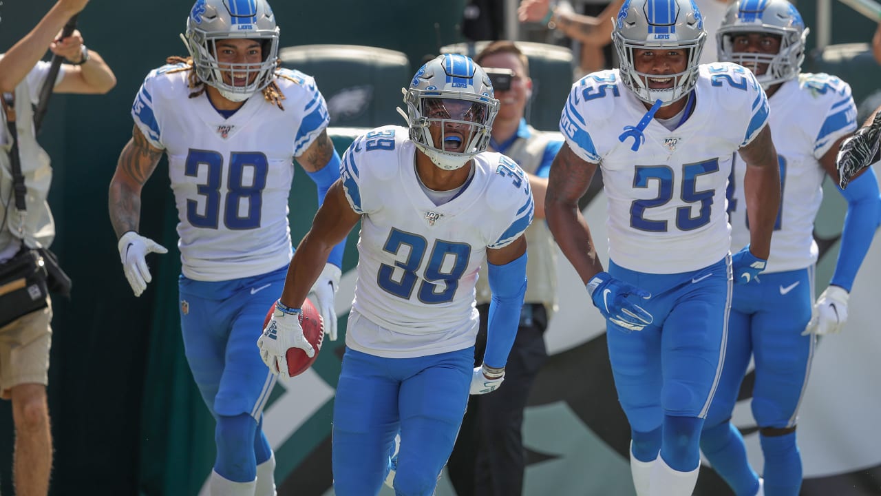 Jacksonville Jaguars wide receiver Jamal Agnew (39) returns a kickoff  against the Detroit Lions during the first half of an NFL football game,  Sunday, Dec. 4, 2022, in Detroit. (AP Photo/Duane Burleson