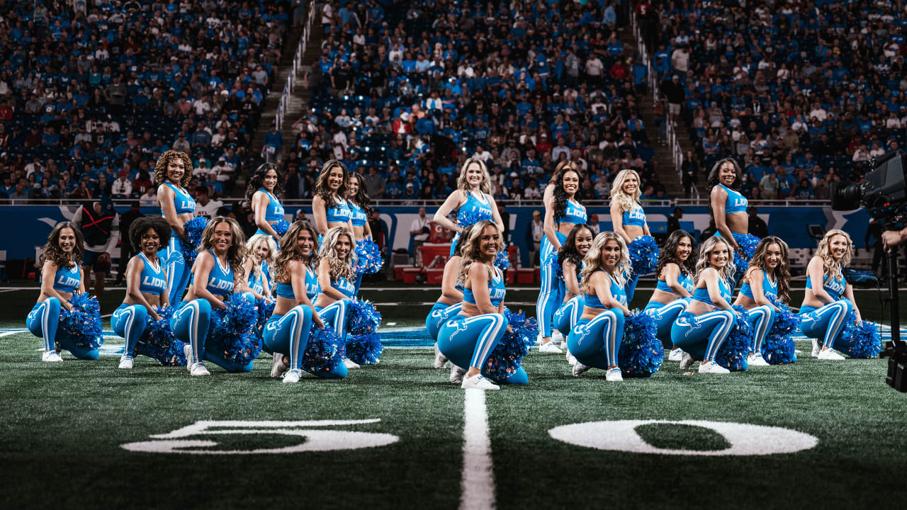 Lions vs. Falcons: Cheer Photos