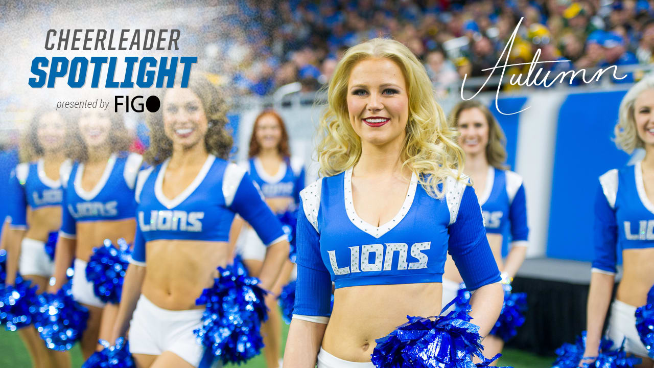 Detroit Lions cheerleaders unveil new costumes at season opener