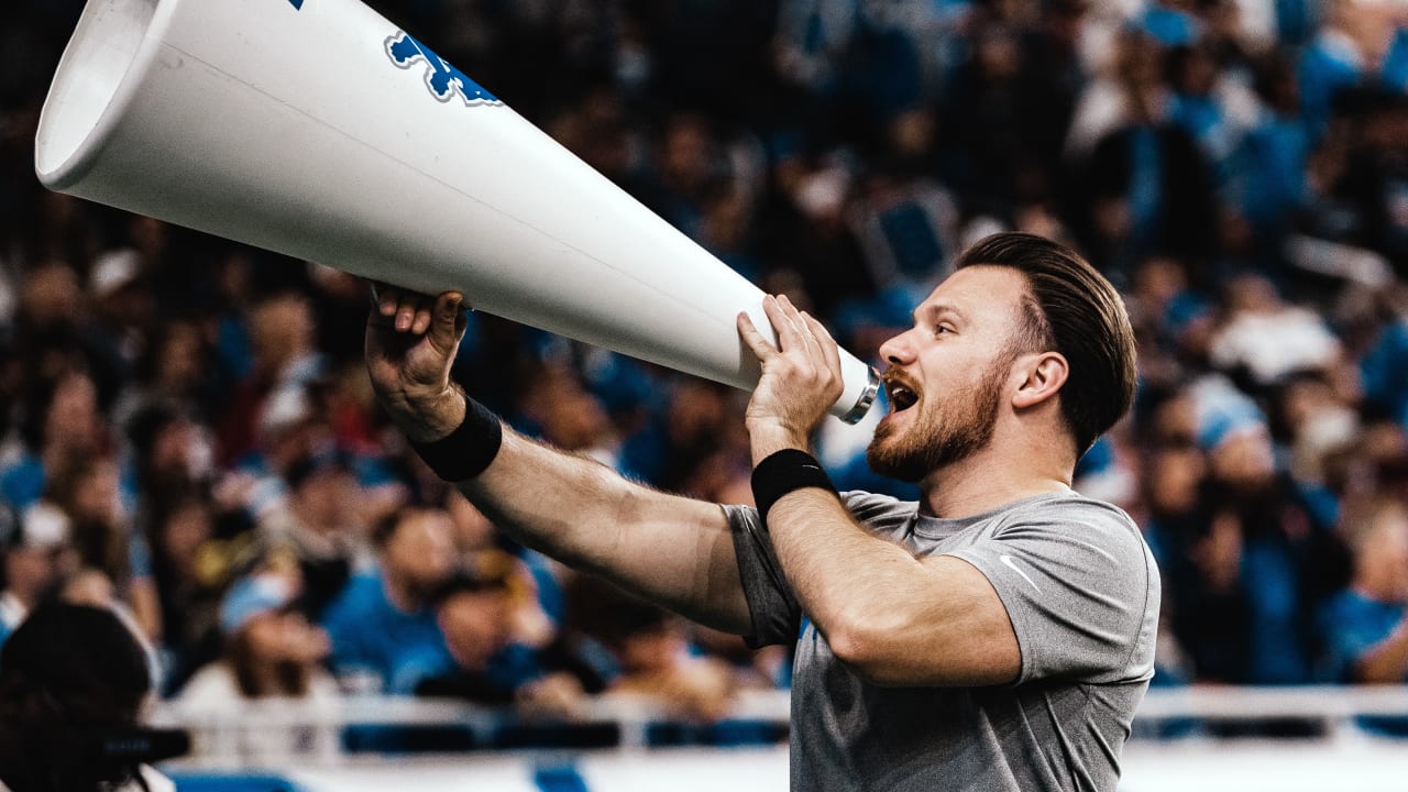 Detroit Lions Hype Squad Flag & Stunt - 12/11/22