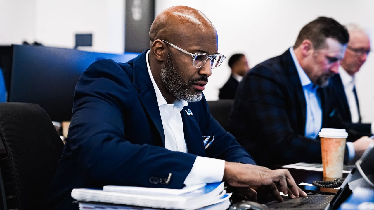 Inside the Den 2022 Episode 4: Behind the Scenes of the Lions' 2022 NFL  Draft