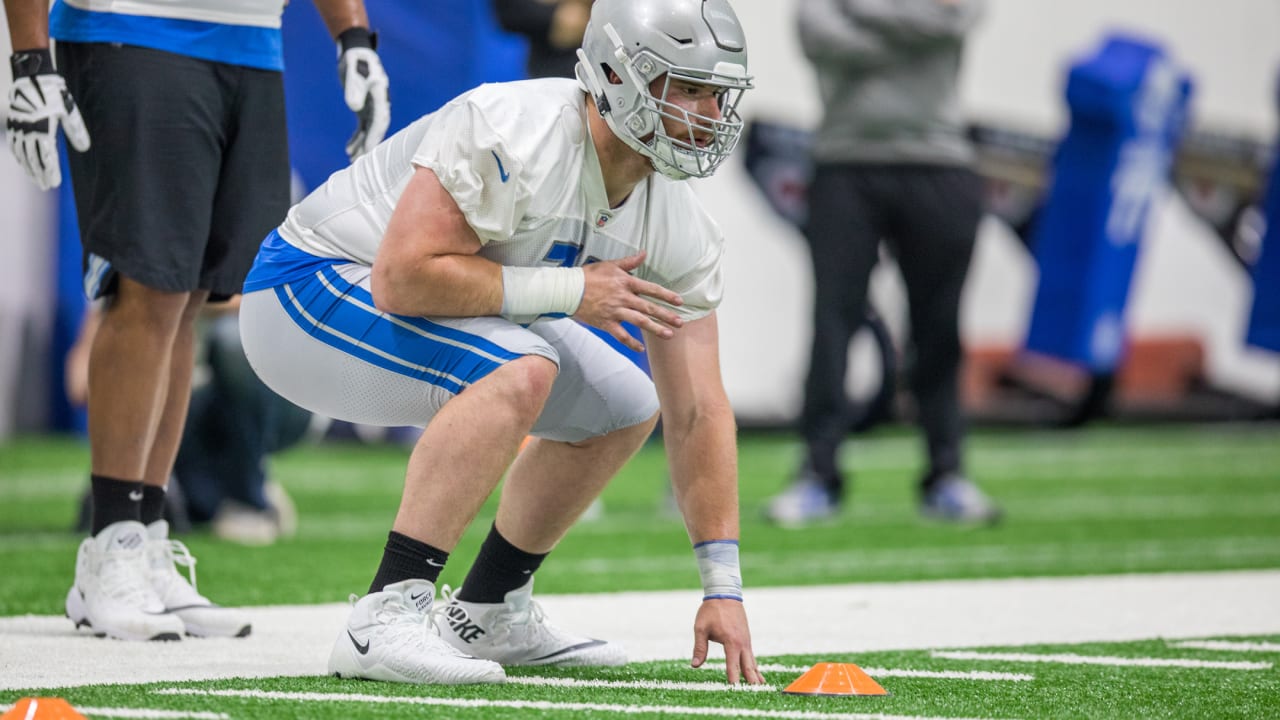 Detroit Lions' Frank Ragnow named top-3 center by NFL insiders - Pride Of  Detroit