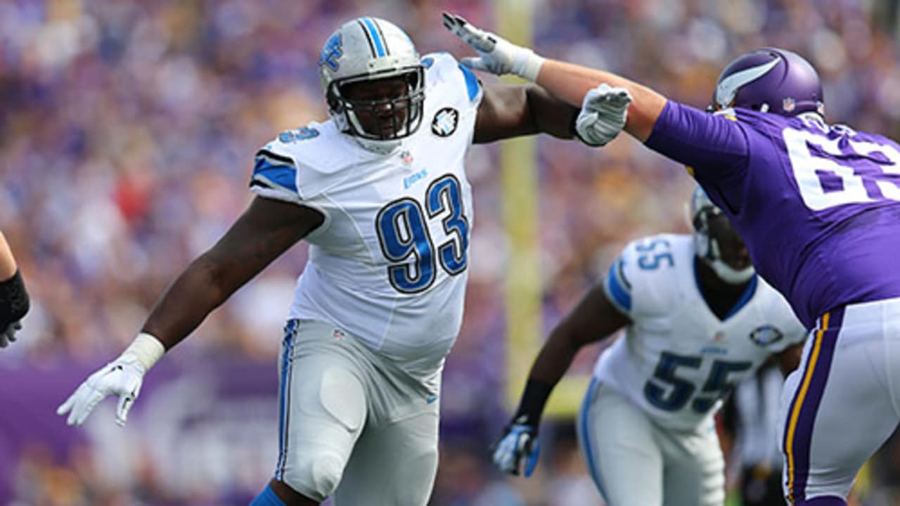 Joe Thomas: Detroit Lions' Penei Sewell 'awesome,', should stay at LT