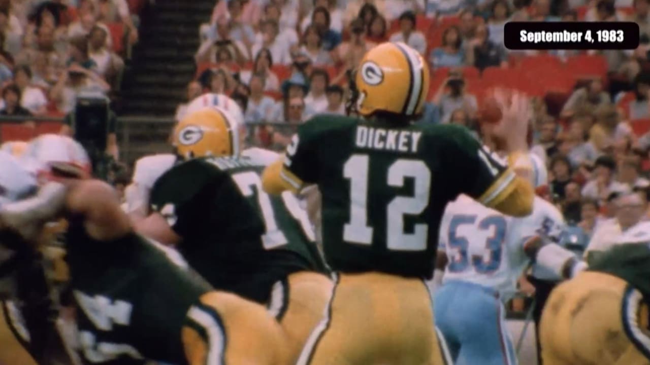 Memorable Moments QB Lynn Dickey leads Packers to overtime victory vs. Oilers