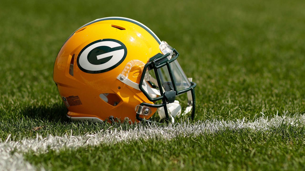 Packers release WR Pearson