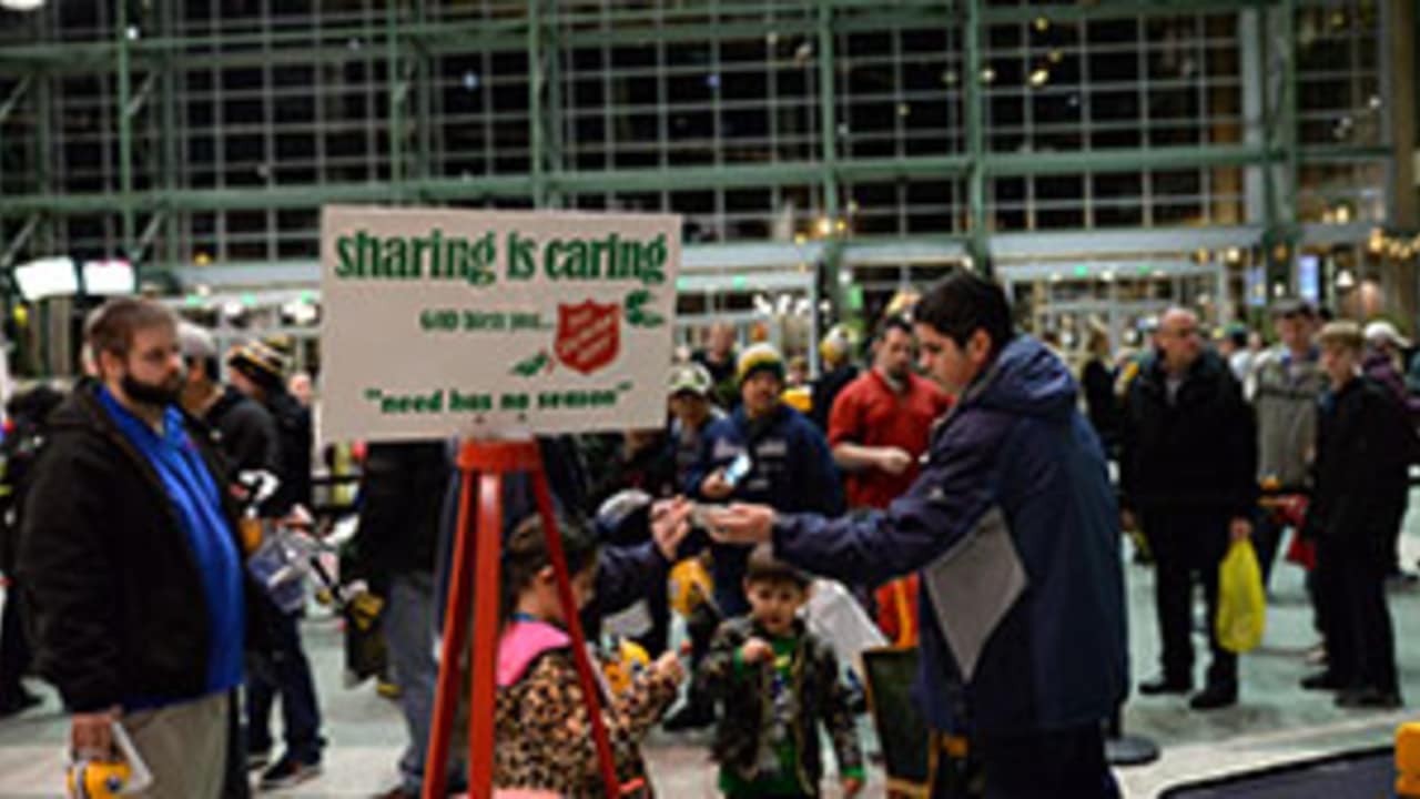 Packers players to sign autographs for donations to Salvation Army this  holiday season