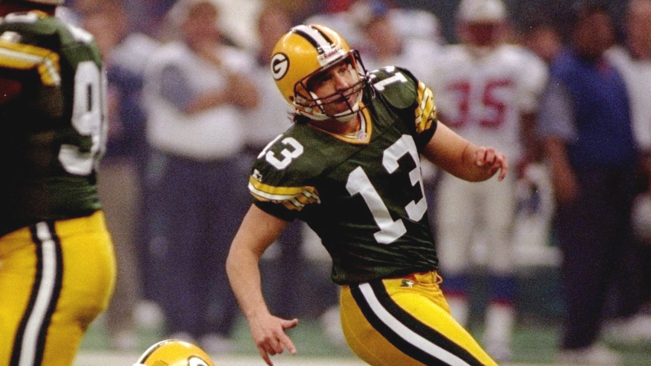 Chris Jacke, still getting a kick out of being a Green Bay Packer, has  built a business organizing golf outings with former players, Dennis  McCann