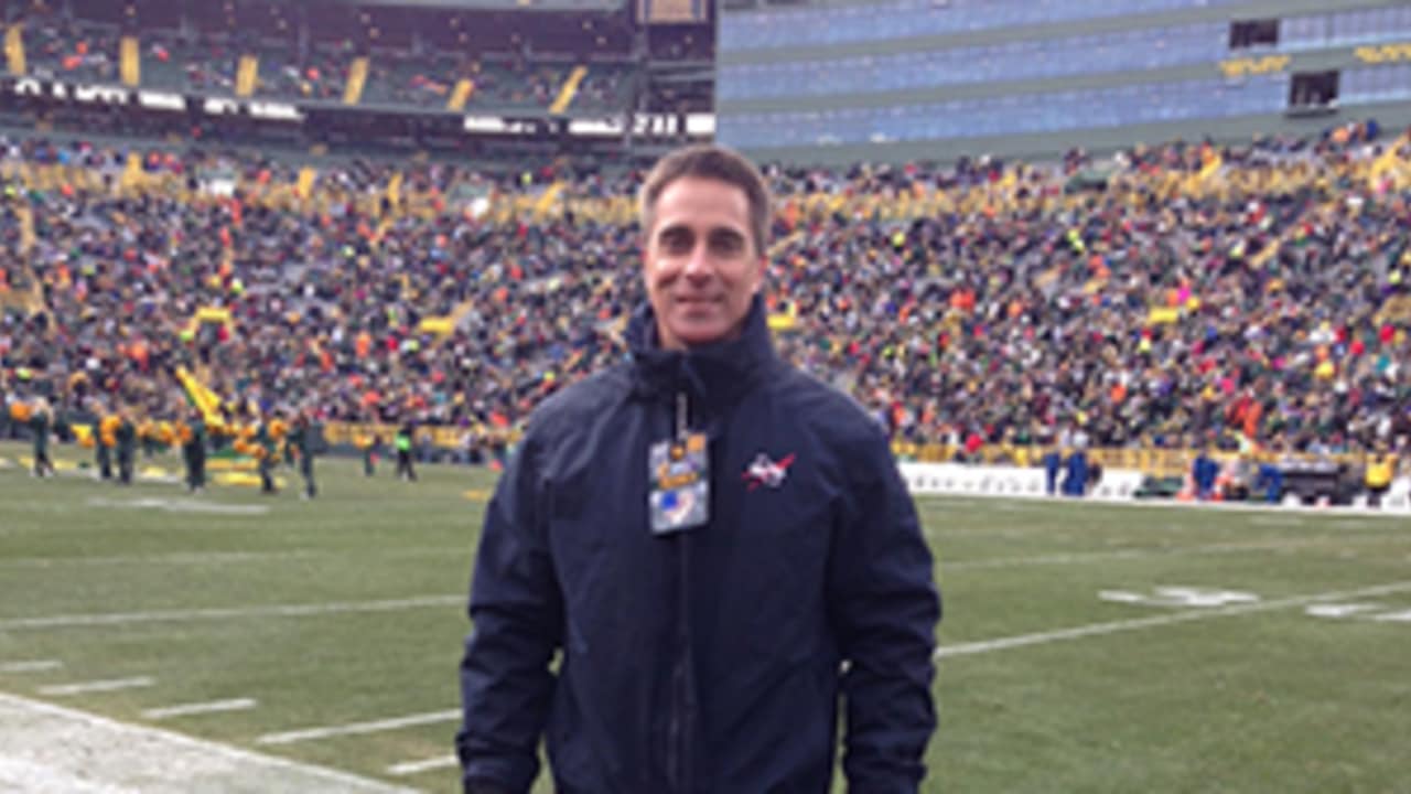 Christopher Cassidy saluted Sunday for Operation Fan Mail