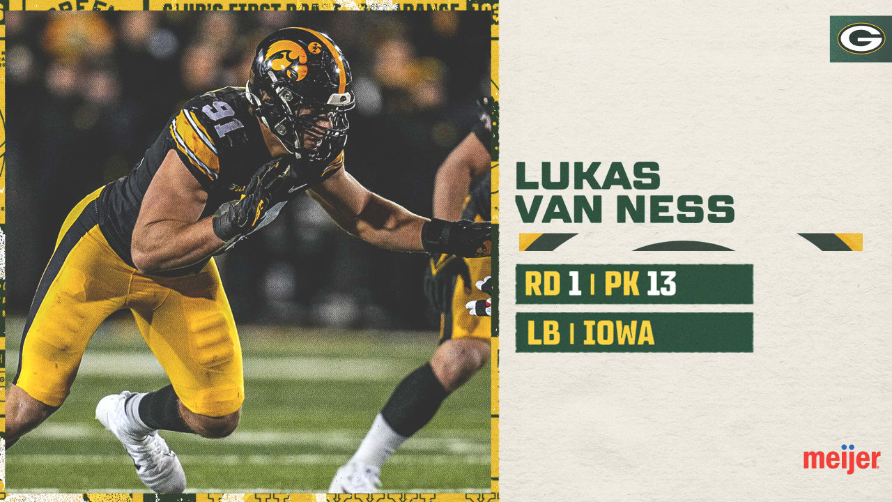 2023 NFL Draft Packers select Iowa LB Lukas Van Ness in first round