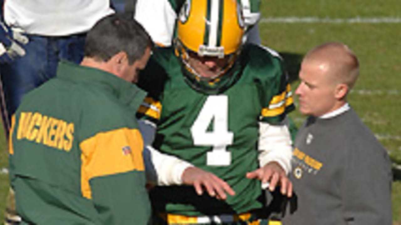 Favre: Packers, Patriots on track to meet in the Super Bowl