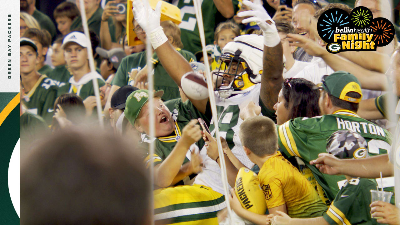 Lambeau Field looking mighty fine ahead of #FamilyNight 