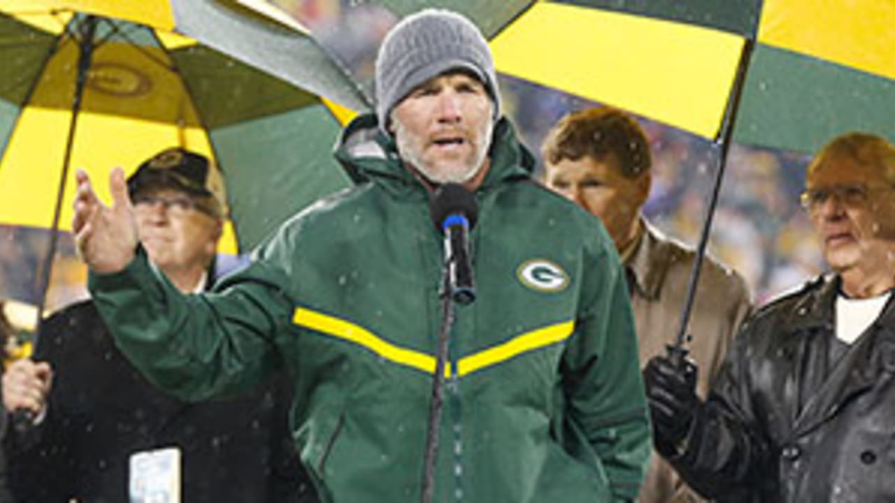 Packers to honor Favre with halftime ceremony