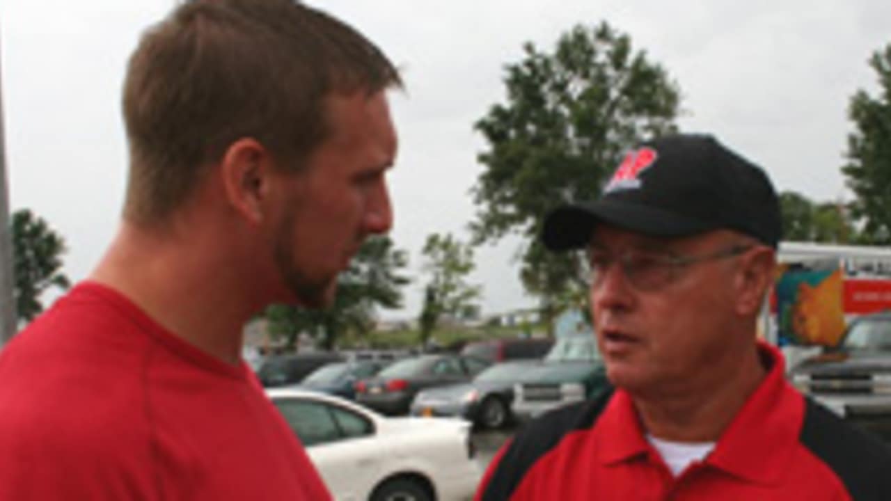 Statement From Packers Linebacker Aaron Kampman On Death Of Ed Thomas