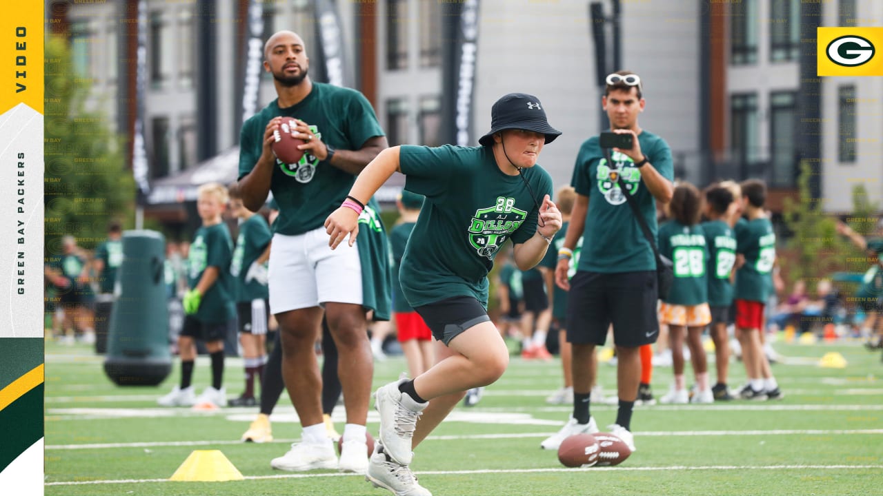 AJ Dillon host youth football camp at Titletown