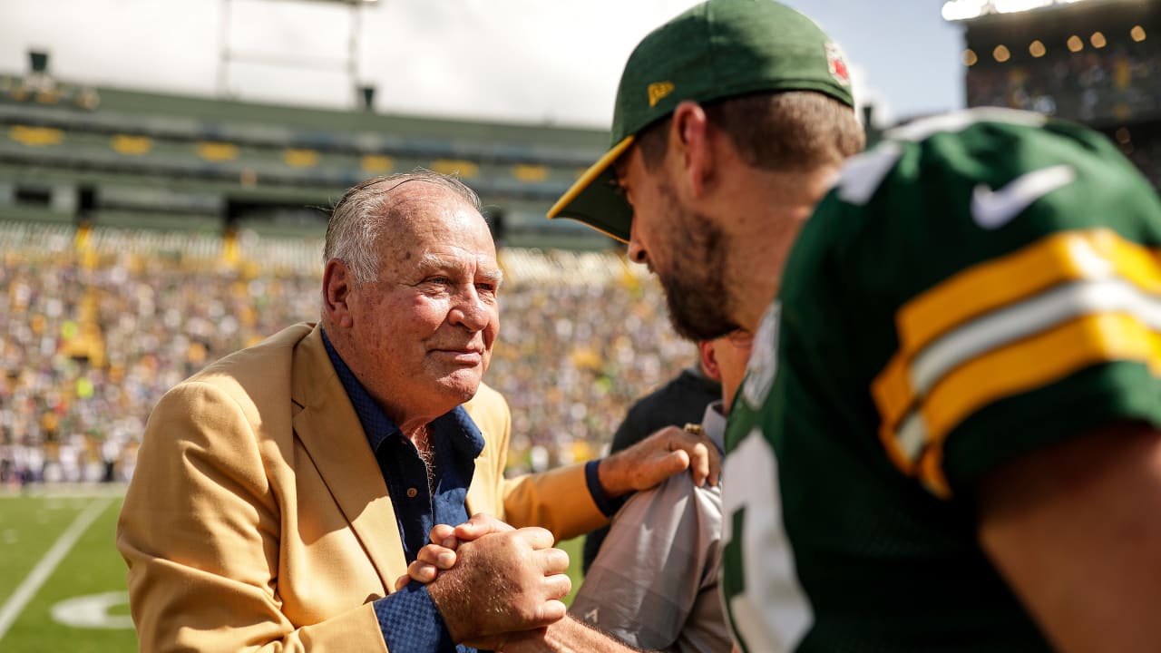 Packers unveil uniform patch for 2018 season