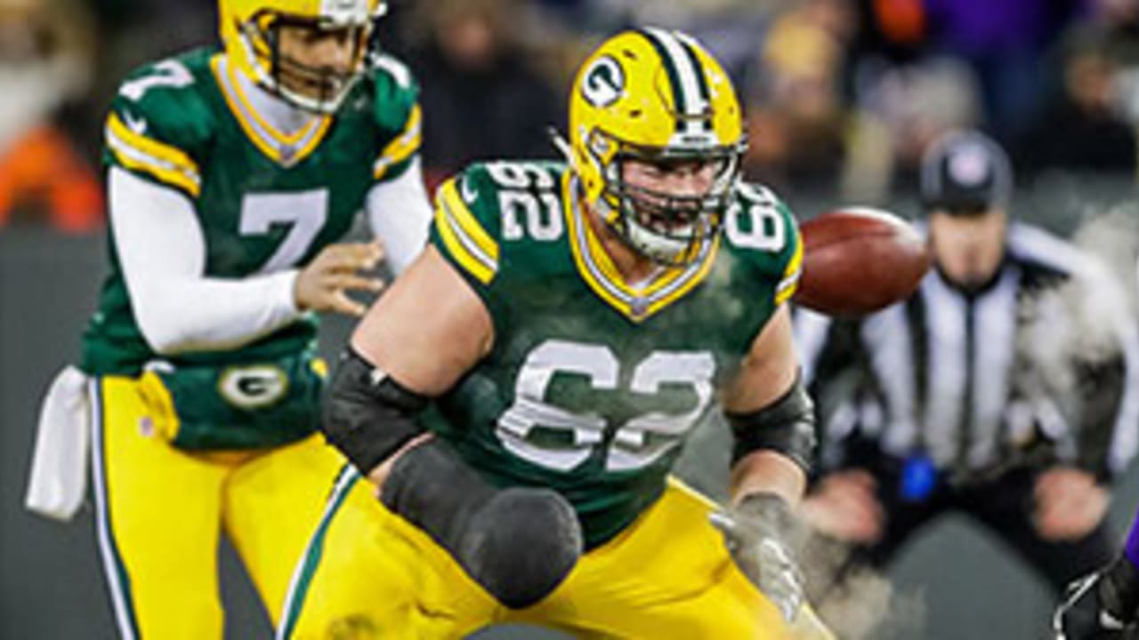 Green bay packers offensive guard lucas patrick hi-res stock photography  and images - Alamy