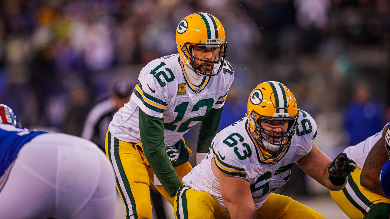 Aaron Rodgers Contract: Packers QB Amid Uncertain Offseason –