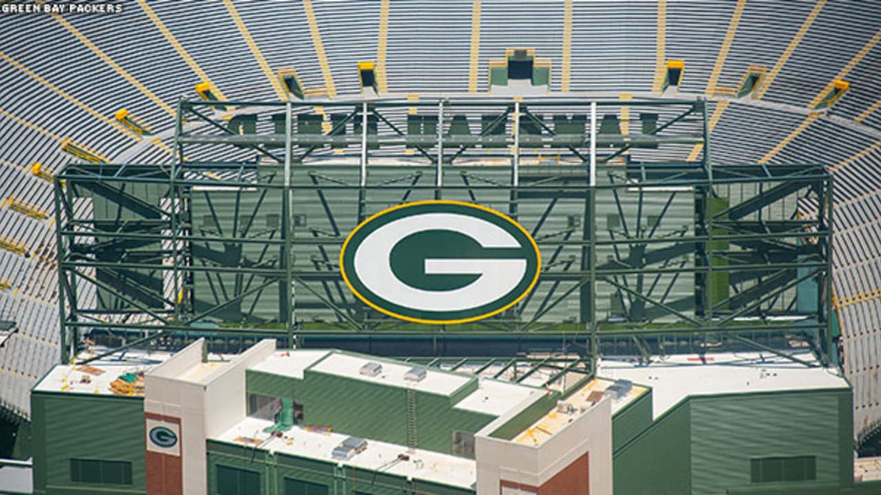 Check out the Green Bay Packers Training Camp, Hall of Fame or tour Lambeau  Field