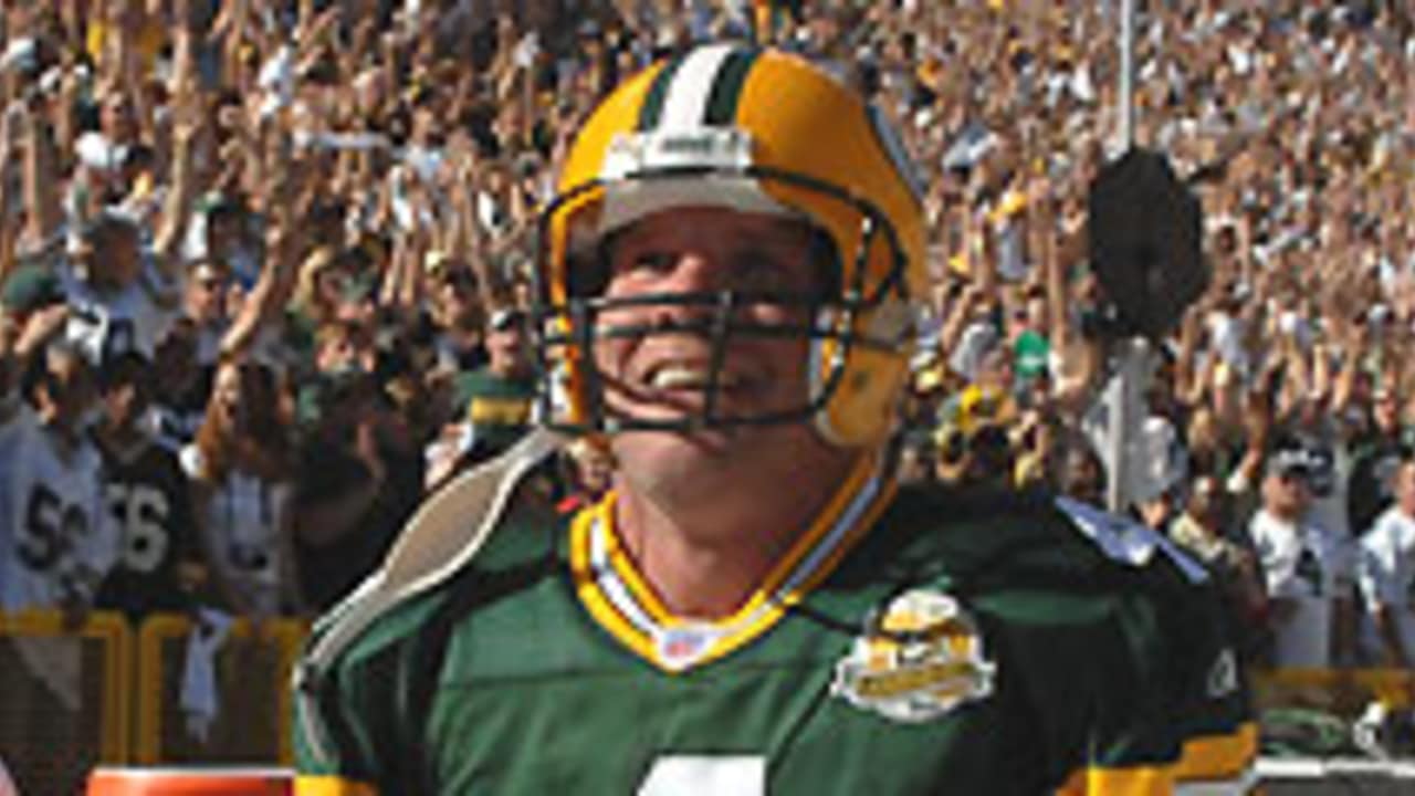 Brett Favre / Donald Driver '06 / '07 Touch Down Celebration