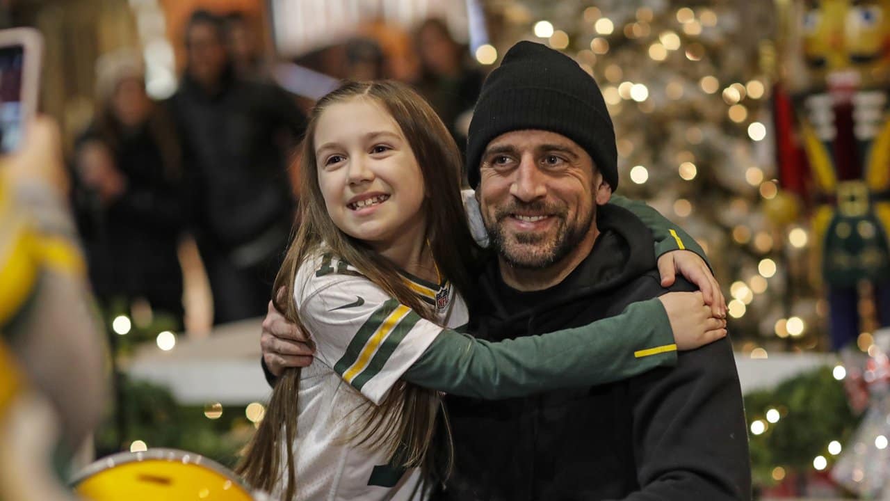 Aaron Rodgers and Packers Celebrate Christmas With a Sizeable Donation to  Salvation Army - EssentiallySports