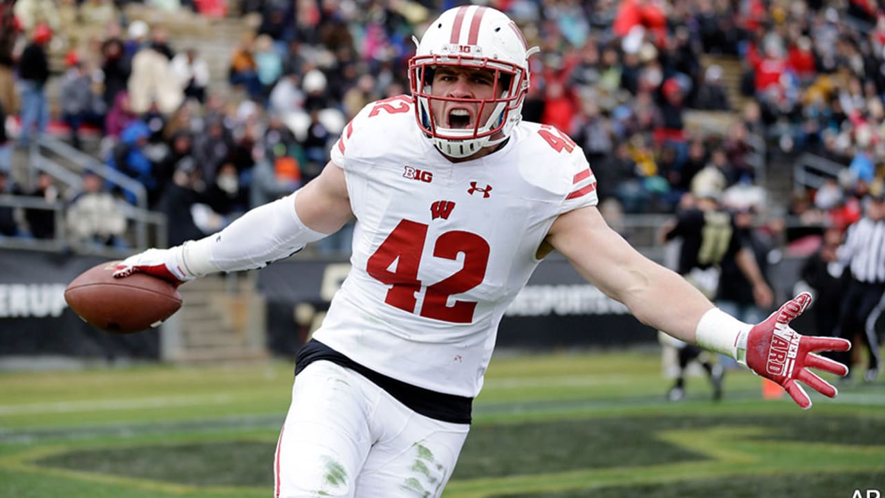 Steelers linebacker, former Badger TJ Watt named AFC Defensive