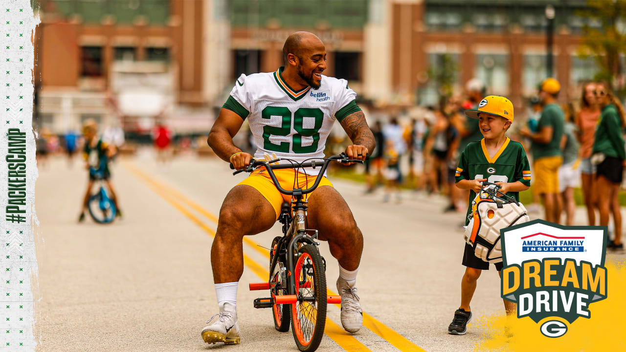 Traditional bike ride returns to Packers training camp