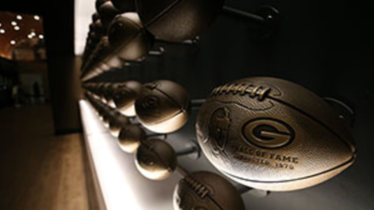 Packers Hall of Fame kicks off annual Tundra Tales reading program