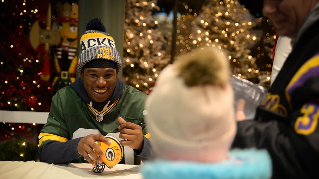 Packers players to sign autographs for donations to Salvation Army this  holiday season