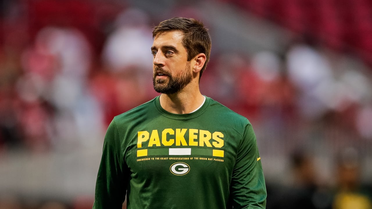 Aaron Rodgers not playing vs. Ravens due to back tightness