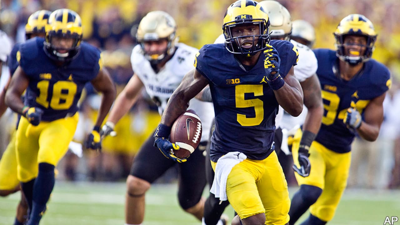 Patriots sign safety Jabrill Peppers, former Heisman finalist