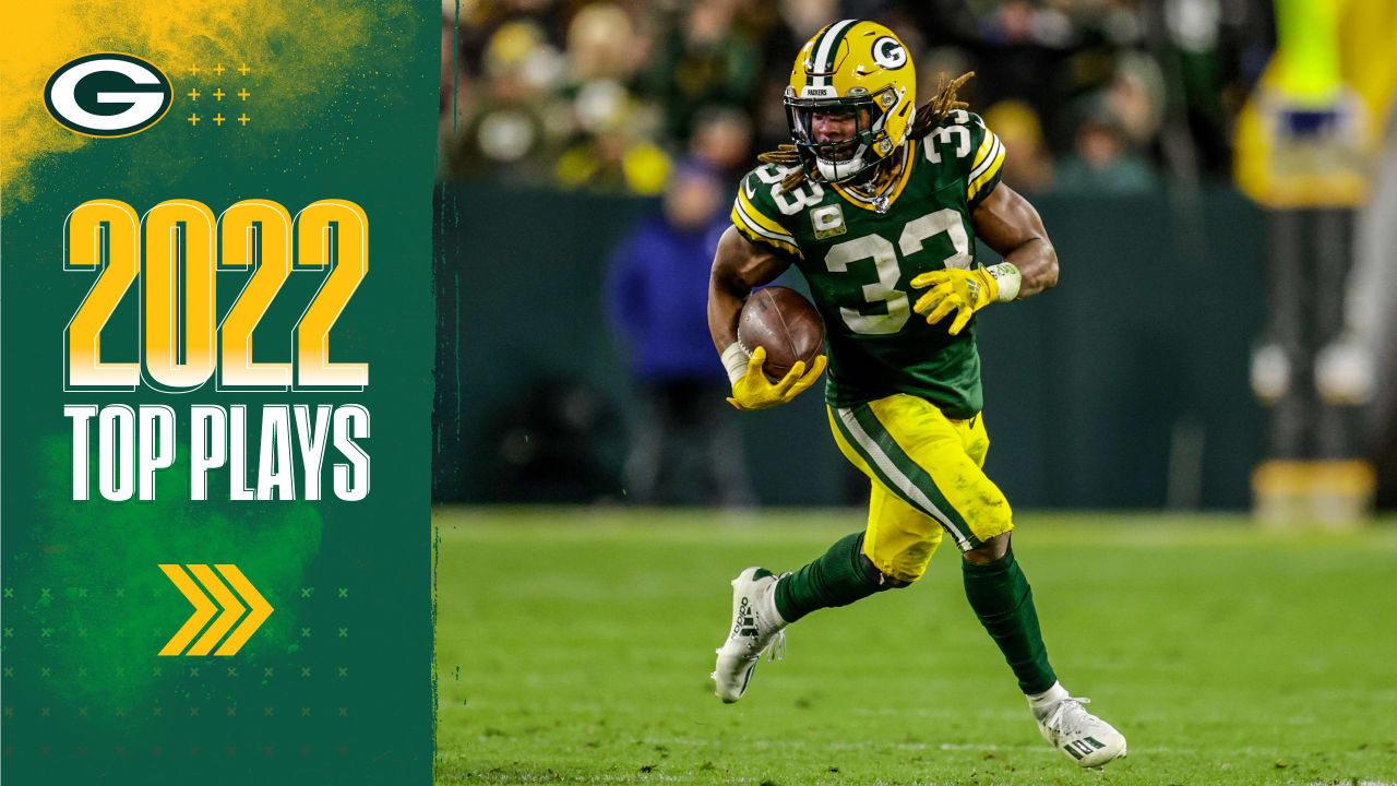 Green Bay Packers running back Aaron Jones weaves through traffic for a  15-yard touchdown, team's first Lambeau Leap of 2022 NFL season