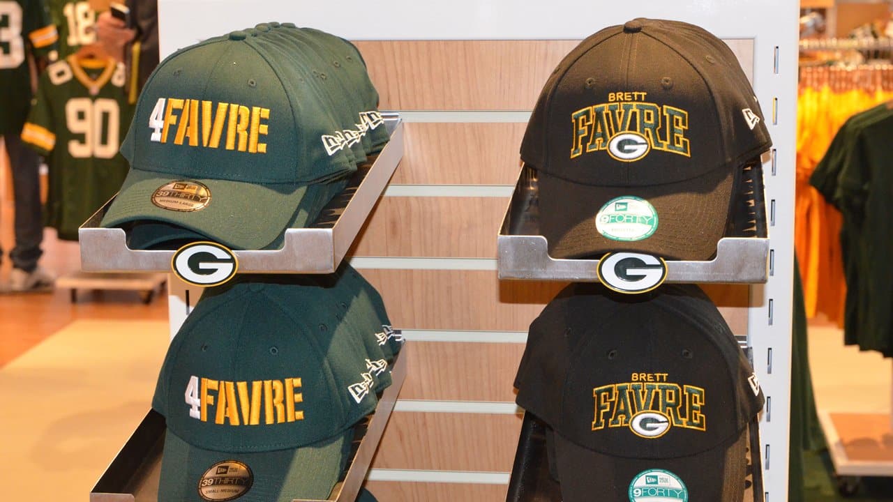 Brett Favre's Nike Hat —  - Michigan Football History