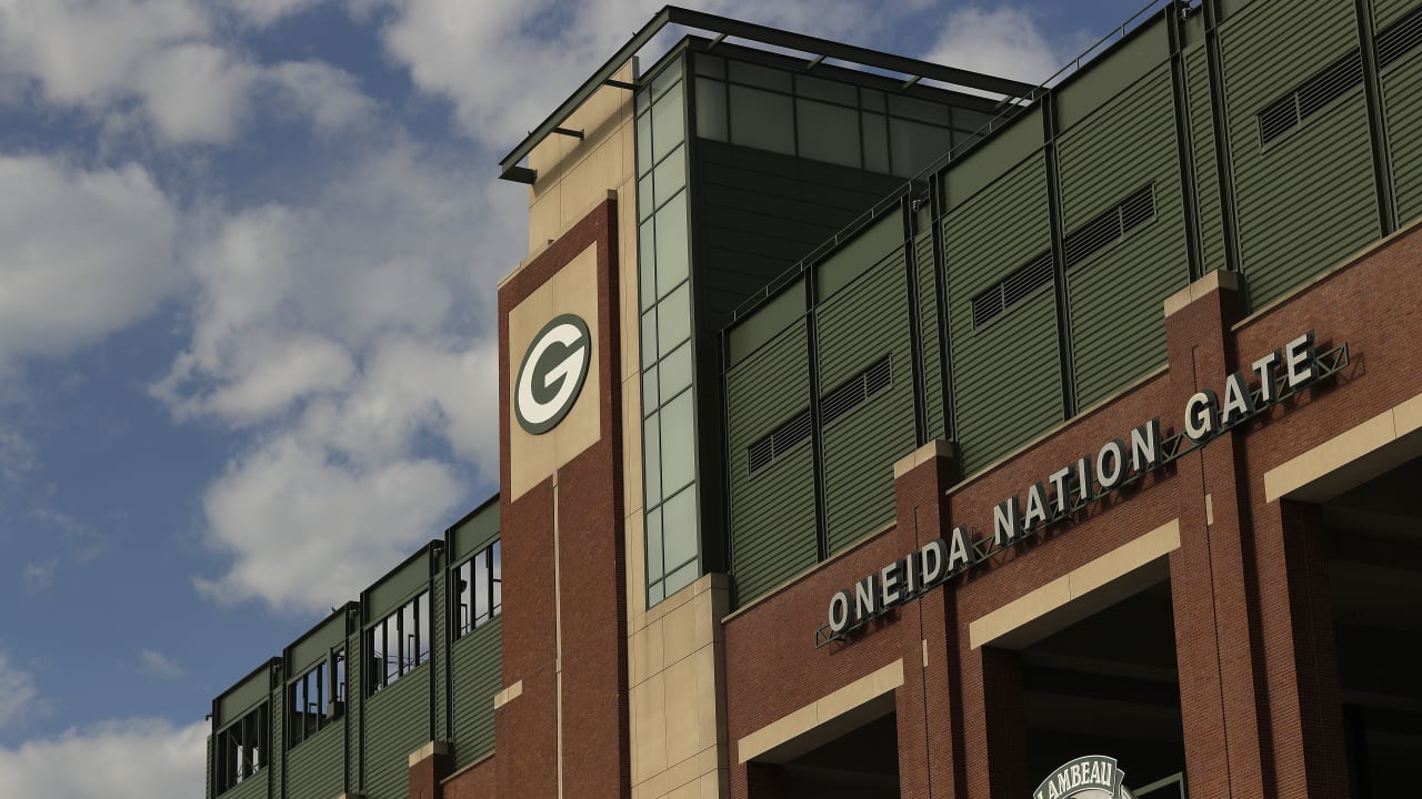 Packers introduce Vivid Seats as team's 'Official Fan Experience Package  Partner'