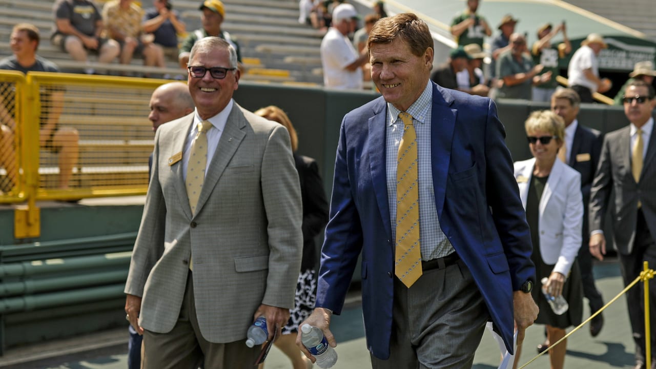 Shipping keeps Packers Pro Shop busy - The Press