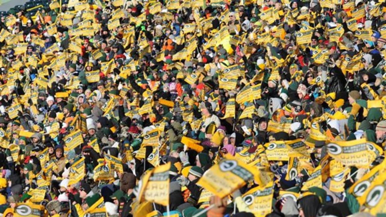 Packers Celebrate With Fans at Lambeau Field
