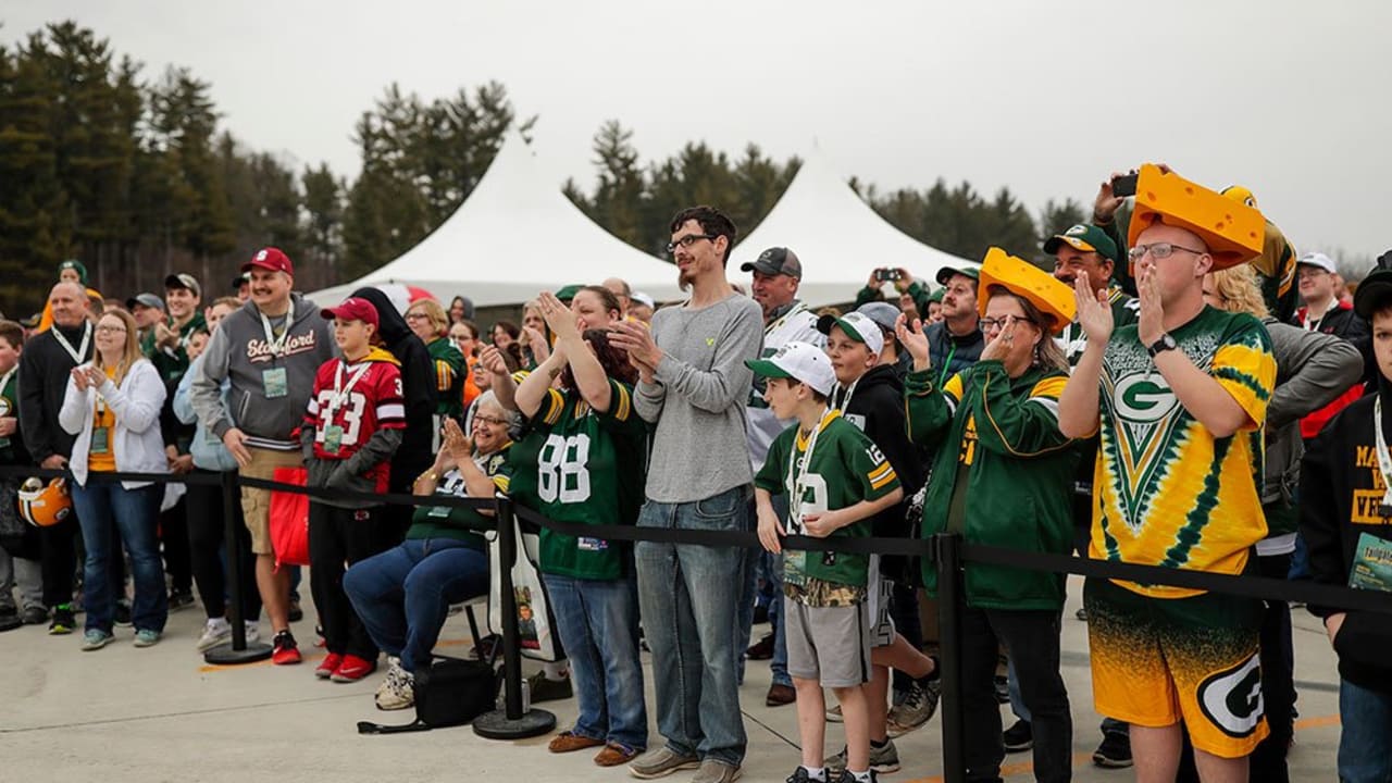 Green Bay Packers Tailgate Tour To Visit Camp Courageous