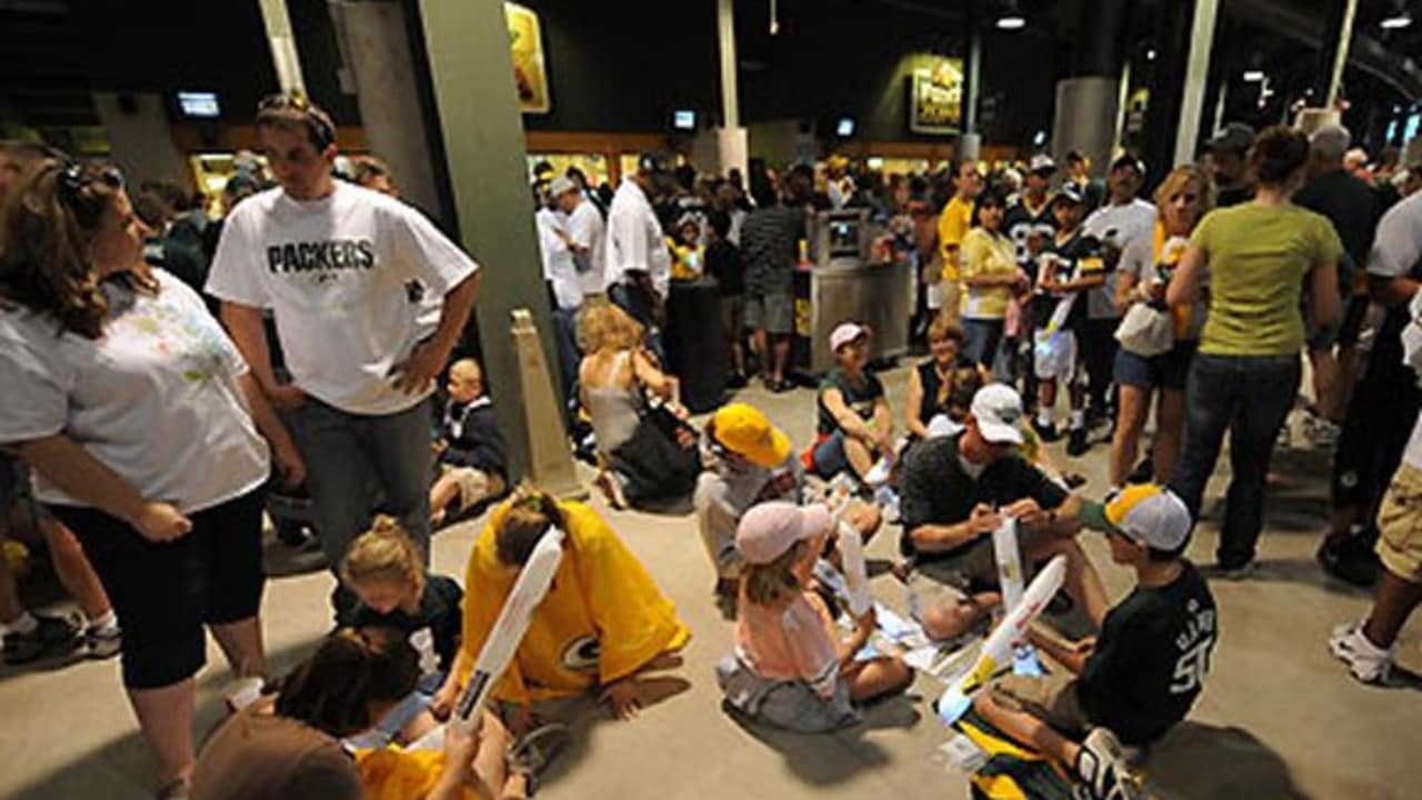 Packers Family Night