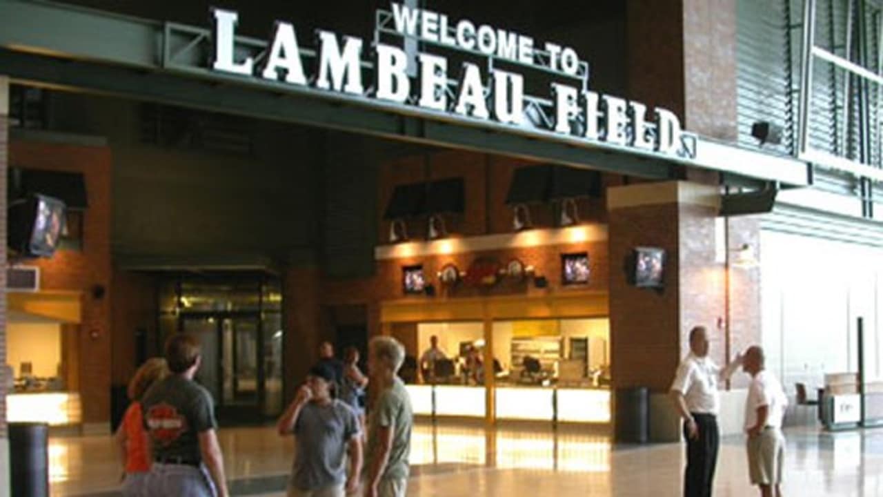 Lambeau Field Atrium Eateries Open For Business