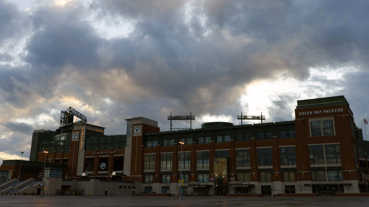 Packers Pro Shop will be first part of Lambeau Field to reopen to the  public on Monday