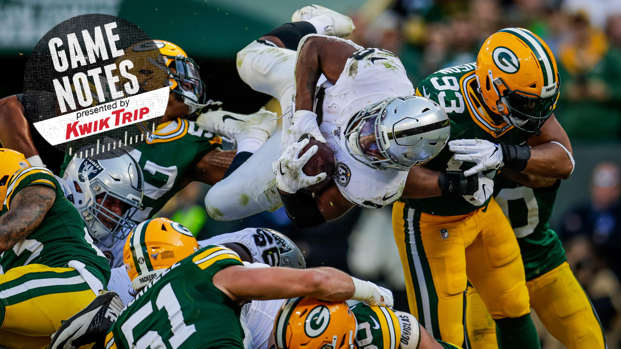 Blake Martinez's hustle, defense's goal-line stand lift Packers