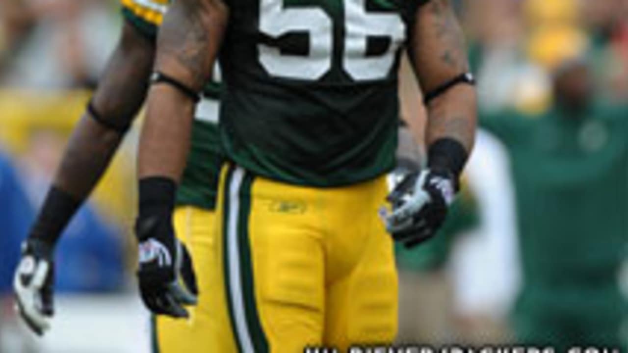 Green Bay Packers rookie linebacker Nick Barnett looks to make a play