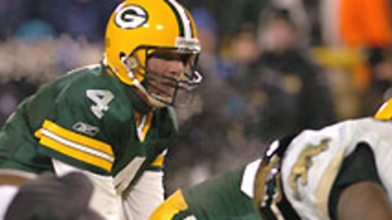 Green Bay Packers running back Noah Herron (23) runs the ball for