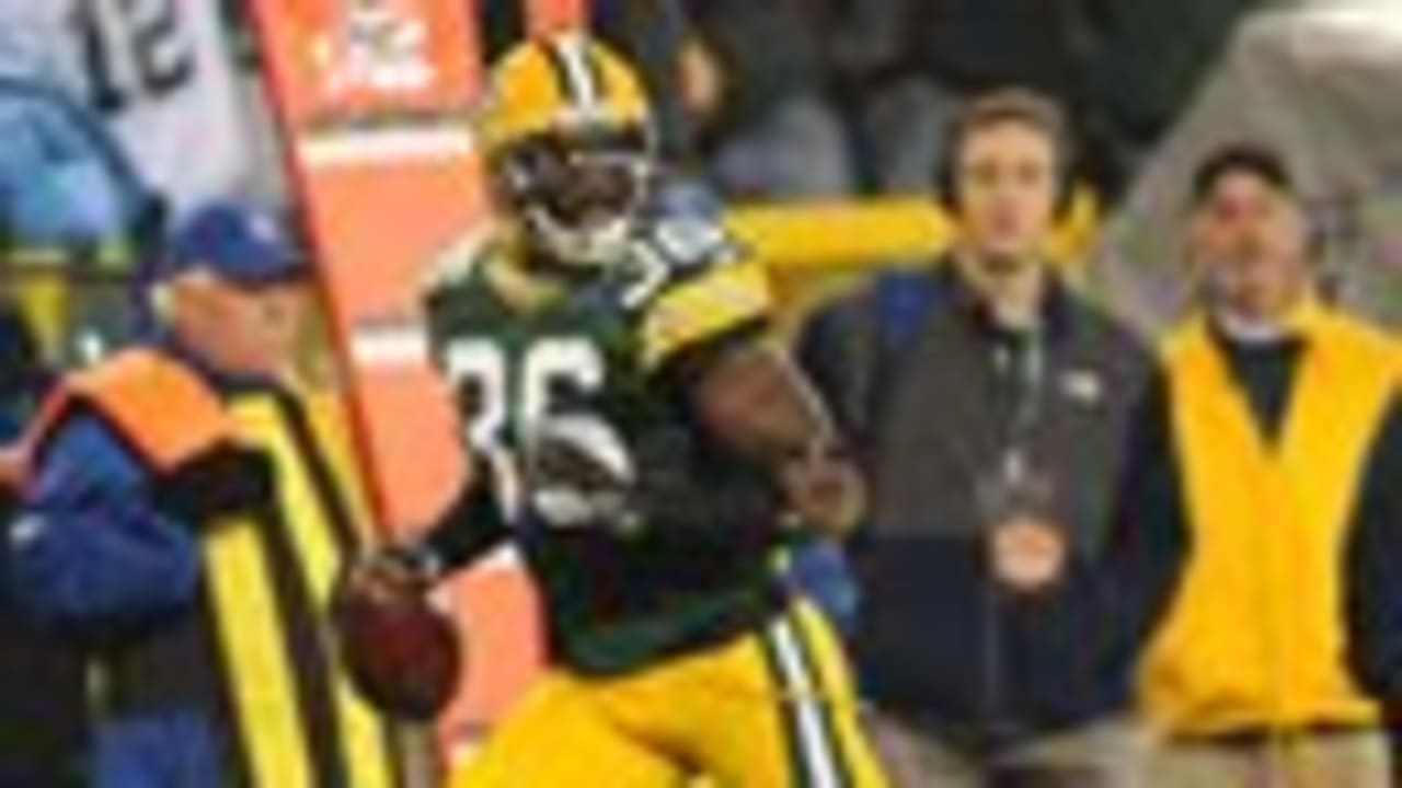 Turnovers coming in bunches for Green Bay Packers defense