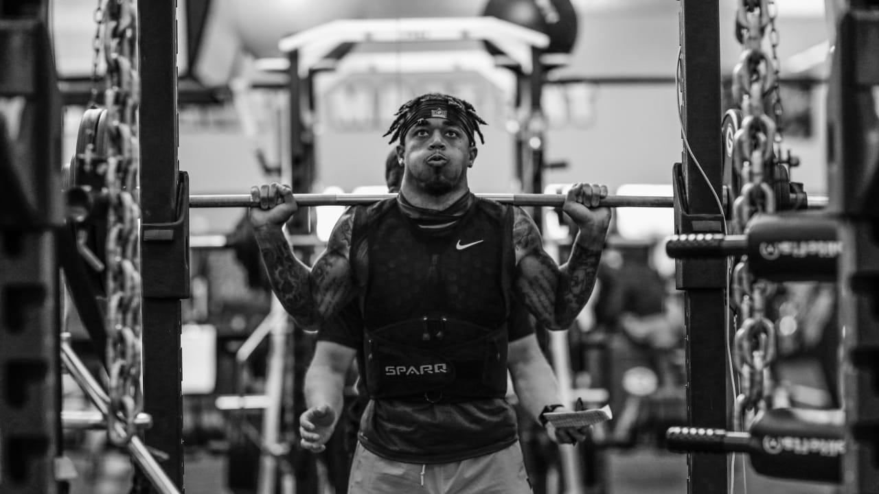 Weight Room Workouts Packers In Monochrome