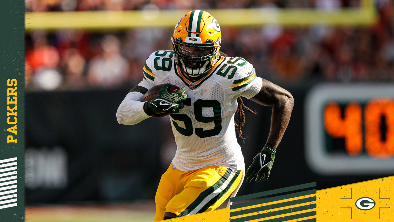 Green Bay Packers - The All-Pro is back with the Pack! #Packers re-sign LB  De'Vondre Campbell 