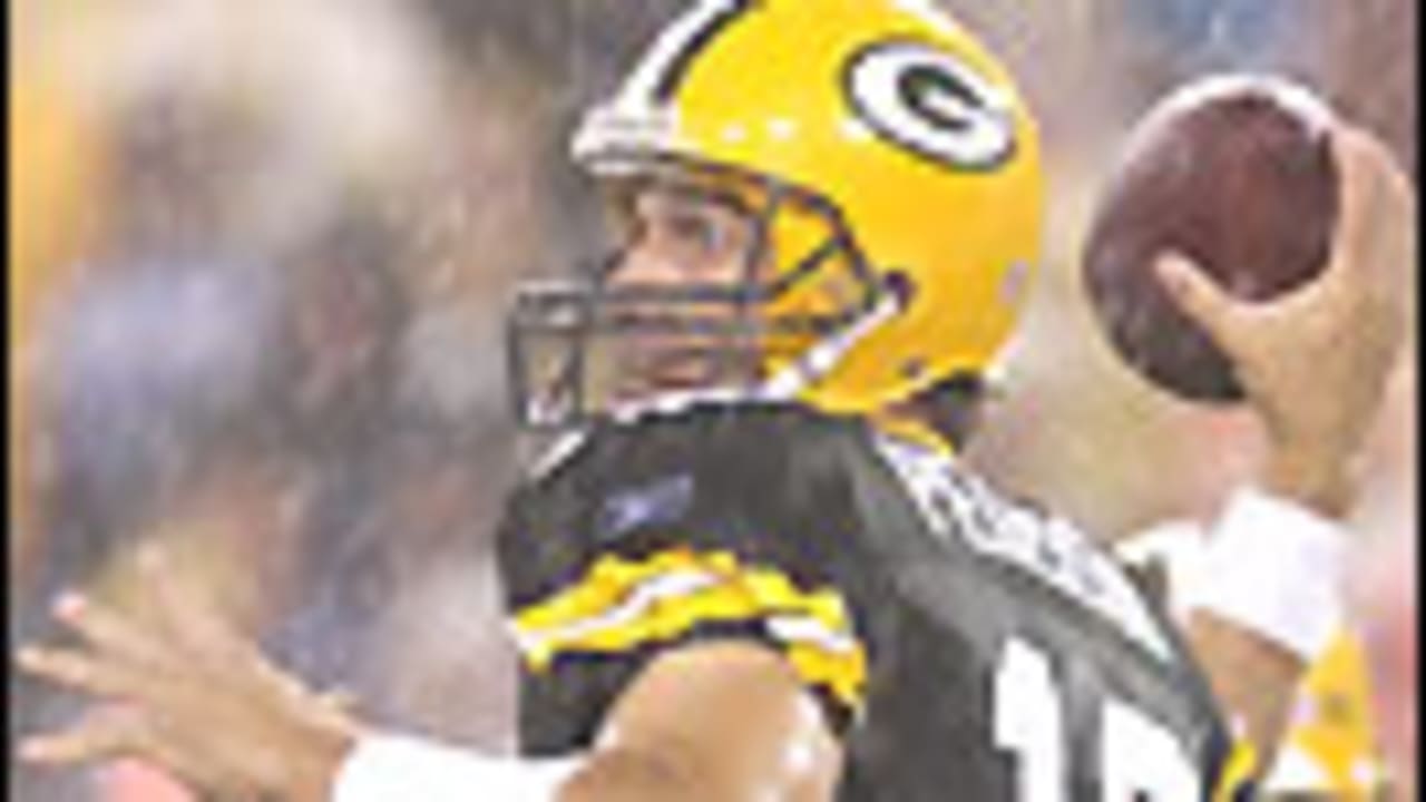 NFL: Tennessee Titans win 27-17 to leave Green Bay Packers struggling to  reach play-offs - BBC Sport