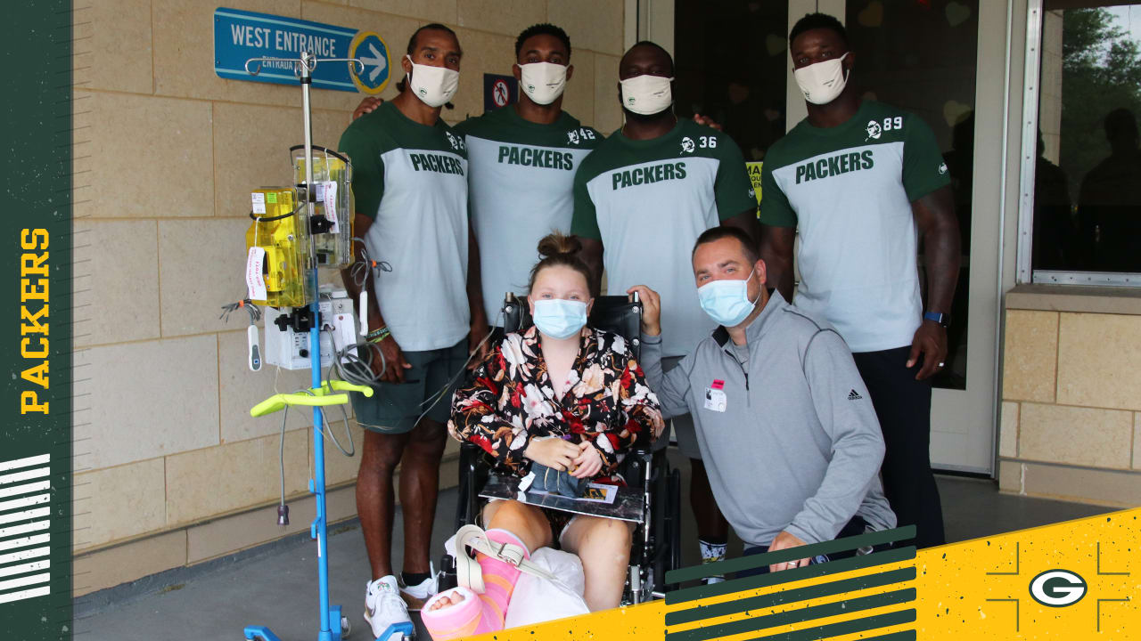 Packers visit kids at American Family Children's Hospital